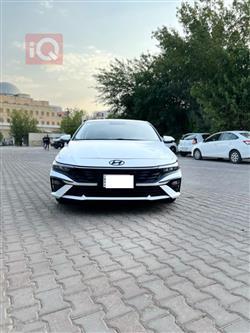 هیوندای ئەلەنترا